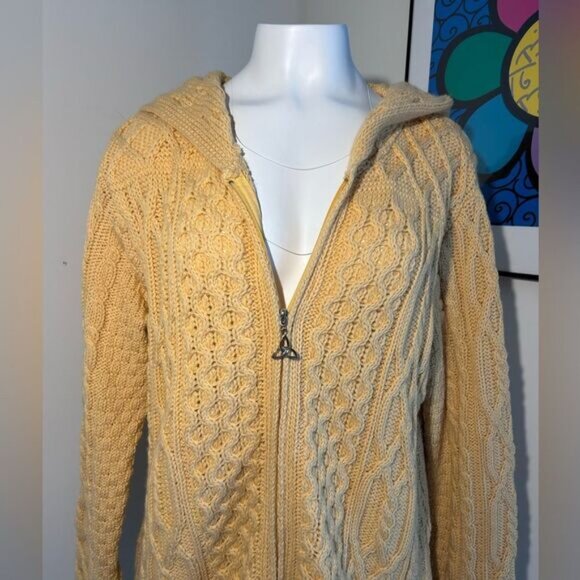 Aran Crafts women’s Yellow Full Zip Wool Cardigan with Hood Size M - Picture 8 of 8